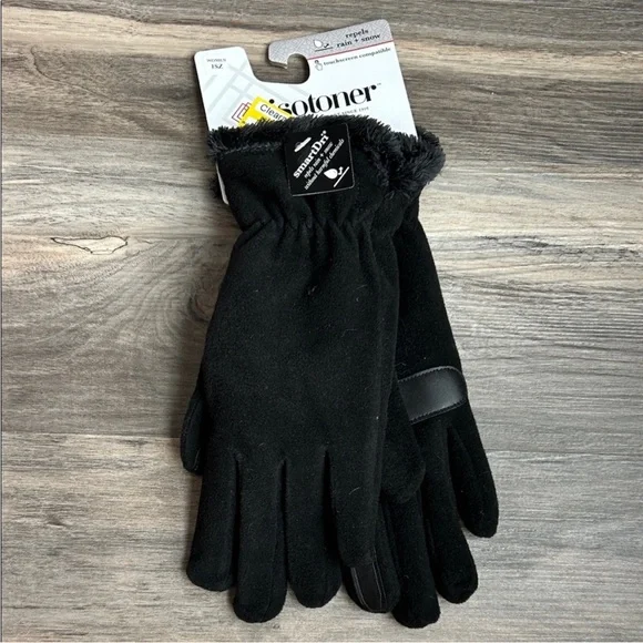 NWT Isotoner Gloves