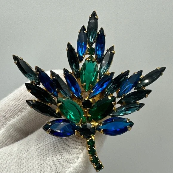 Vintage Juliana Goldstone Brooch Blue and Green‎ Leaf Rhinestones #445