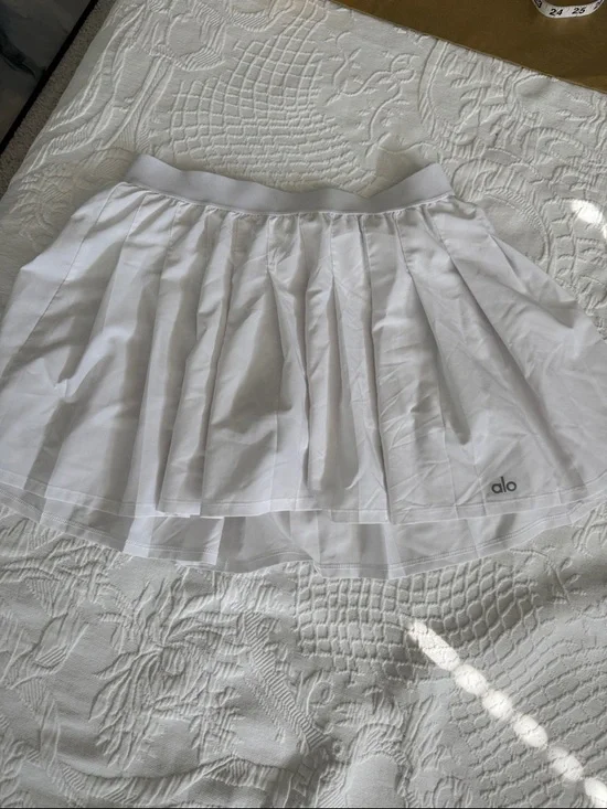 ALO Yoga White Pleated Circle Skirt
