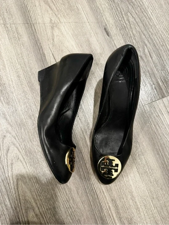 Tory Burch Black Sally Leather Wedge Gold Logo Size 10.5 (10 1/2)