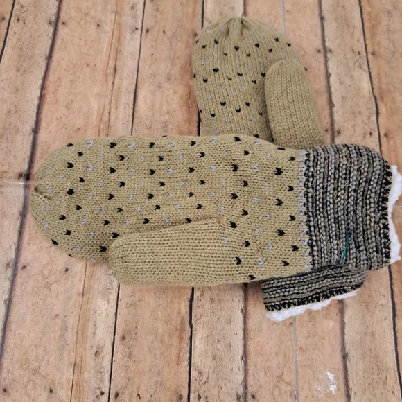 Isotoner Women's SmartDRI knit Mitten Gloves Light Brown One Size