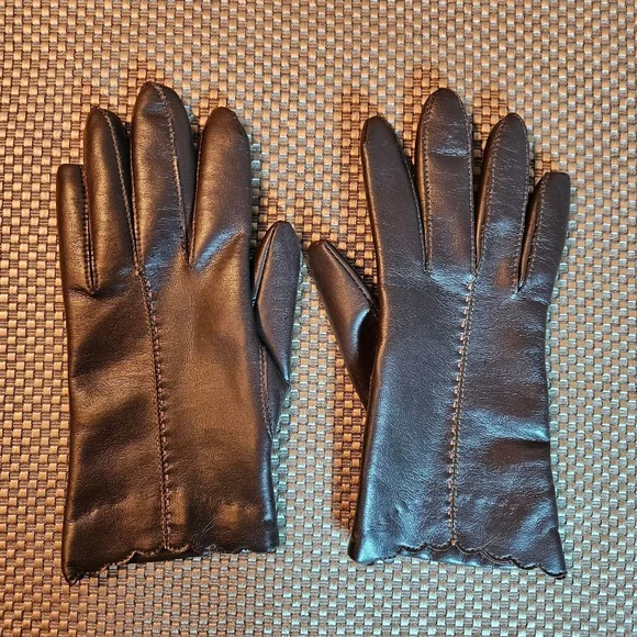 Women's Vintage Brown Non- Leather Gloves Fancy Size A Small Thin Fingers