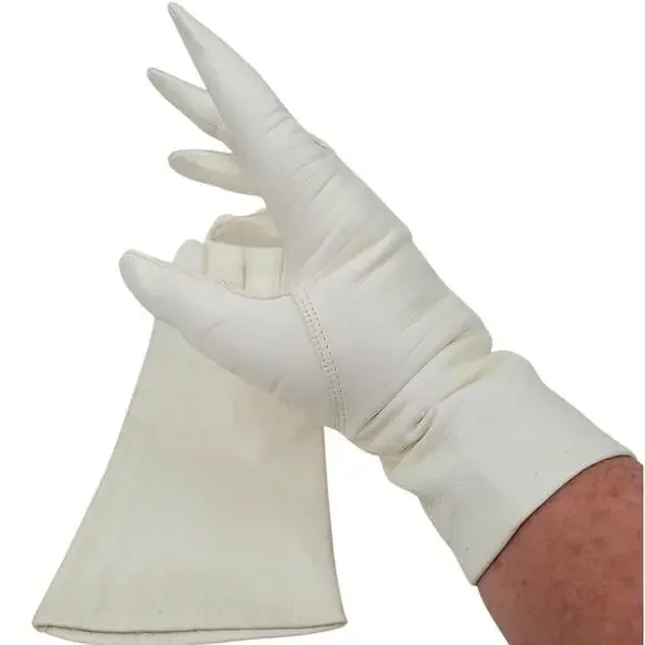 Vintage White Italian Leather Ladies Wrist Length Shorties Lined Dress‎ Gloves