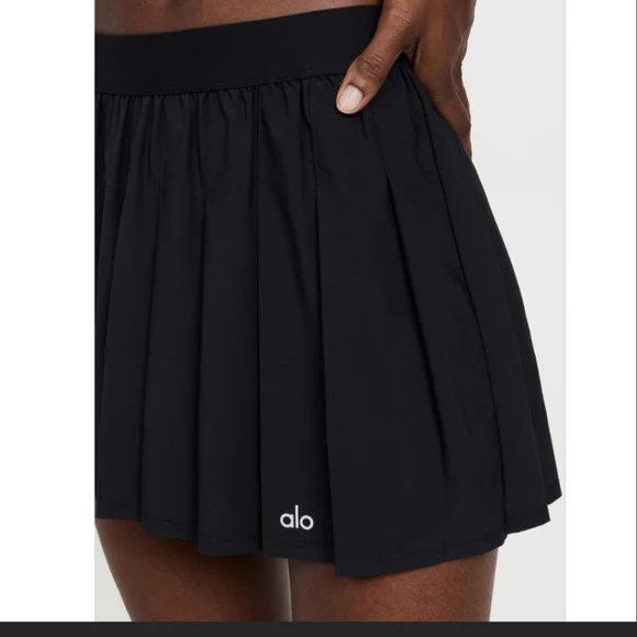 ALO Yoga Black Women's Skirt