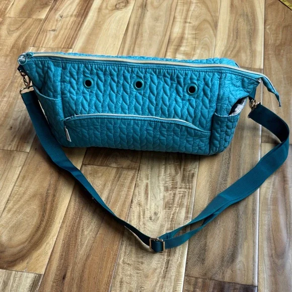 Teal Quilted Knitting Or Crochet Project Bag with Adjustable Strap