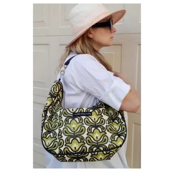 5/$100 SALE‎ - Petunia Pickle Bottom Dancing in Dublin Diaper Bag