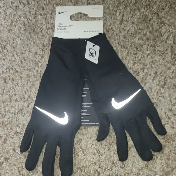 Nike Black Therma-FIT Gloves with Reflective Swoosh