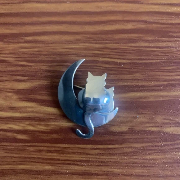 Sterling silver Cat Moon Brooch