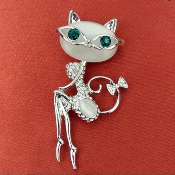 💚 Betsey Johnson stunning & sassy kitty cat brooch 💚