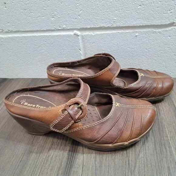 BareTraps Slip On Wedge Ankle Boots. Brown Leather With Buckle Women's Size 7M