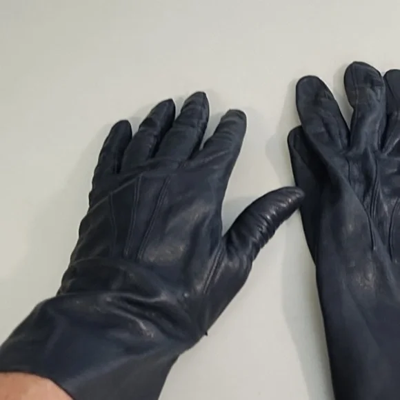 Genuine Soft Supple Thin Leather Driving Gloves Top Detail Dark Nay Blue