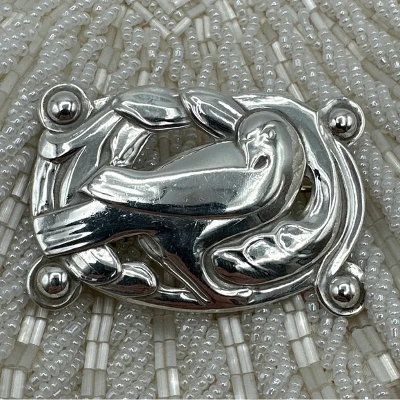 Coro Norseland‎ Sterling Large Dove Pin#364.