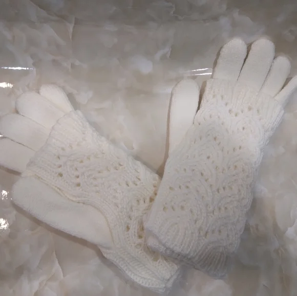 Double Layer Knitted Plush Gloves In White
