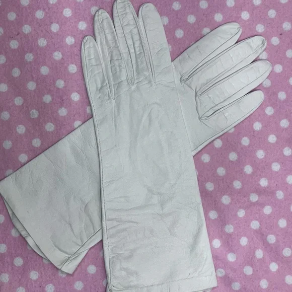 Vintage White Leather gloves M