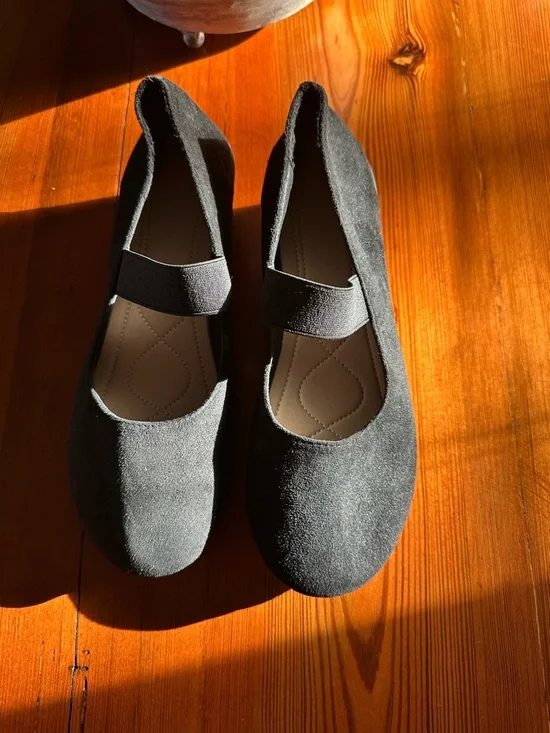 Women's Black Mary Jane Flats with Elastic Strap