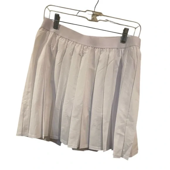 NWT Alo Yoga varsity tennis skirt WHITE Size:L