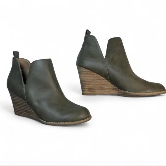 Report Green/Brown‎ Wedge Booties