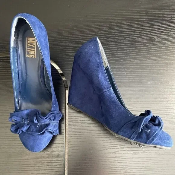 Mix No. 6 Olivia Blue Ruffle Toe Wedge Shoe, 9.5