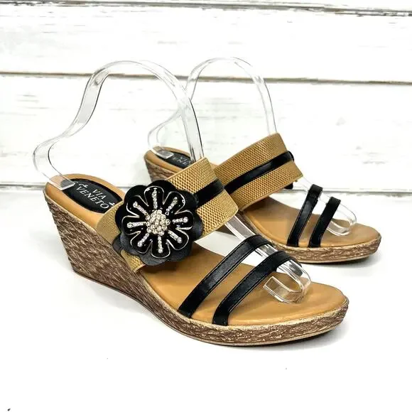 Via Veneto Slip On Wedge Sandals Tan Black Flower Size 10