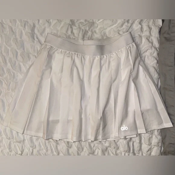 Brand new Alo Tennis Skirt- S