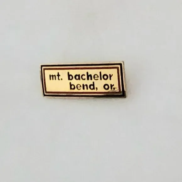Mt Bachelor Bend Oregon brooch pin vintage gold color