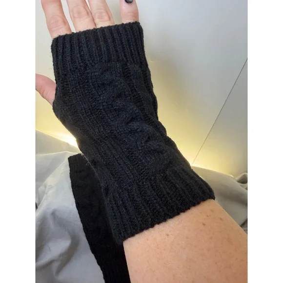 Black Cable Knit Fingerless Gloves Thumb Hole Arm Warmers Winter Mittens