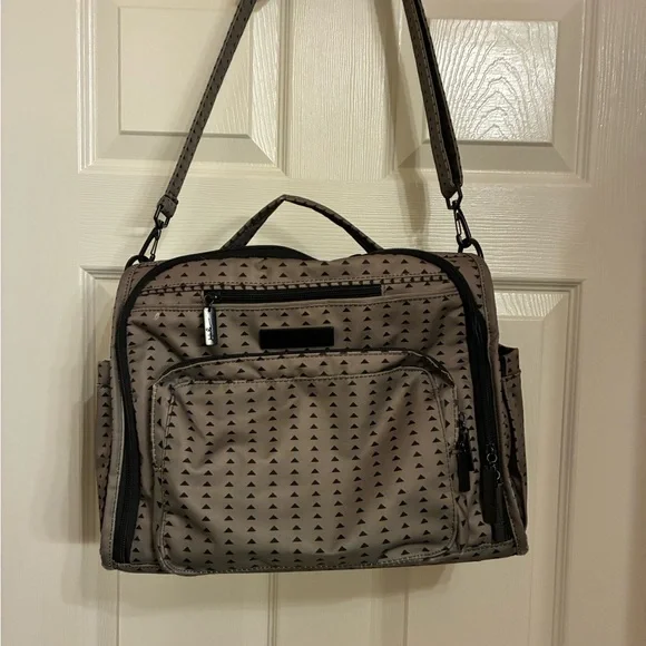 Ju-Ju-Be Gray Baby Bag