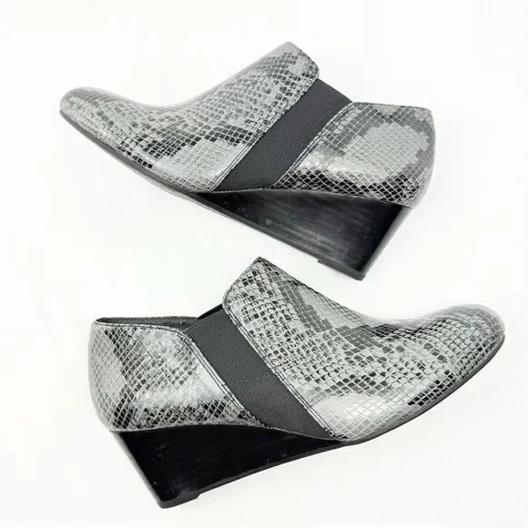 Vionic TANTON Gray Black Snakeskin Print Slip On Orthotic Wedge Heel Shoes