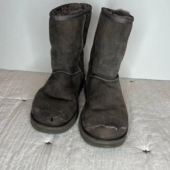Ugg boot Used Grey Size 8