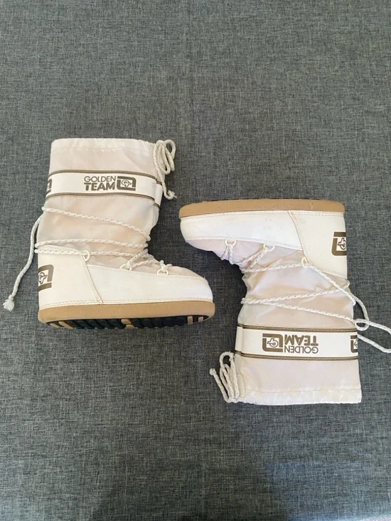 Golden Team White Snow Moon Boots with Tan Sole