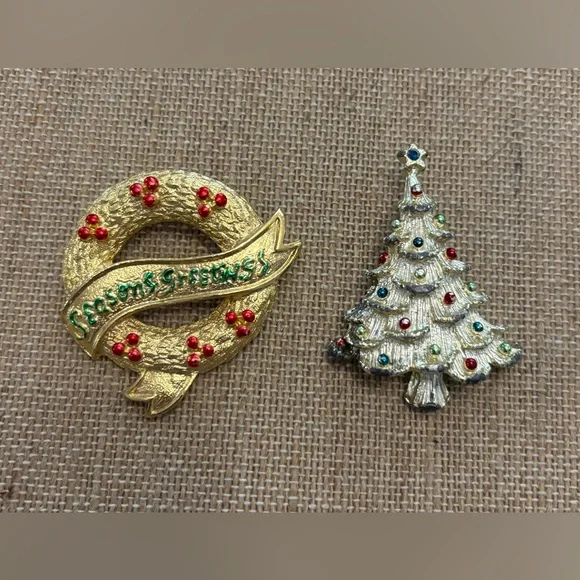Gerry’s Gold And Silver Tone Christmas Brooches