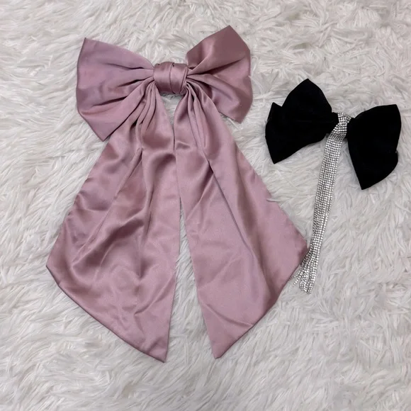 Elegant Pink and Black Bow Set