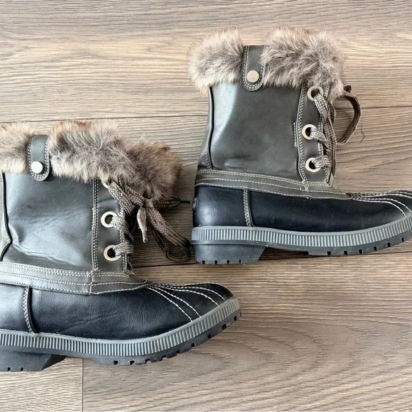 London Fog Women's Black and Gray Fur-Lined Boots
