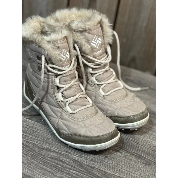 Columbia Minx Shorty III Waterproof Winter Boots Tan Faux Fur Womens 9