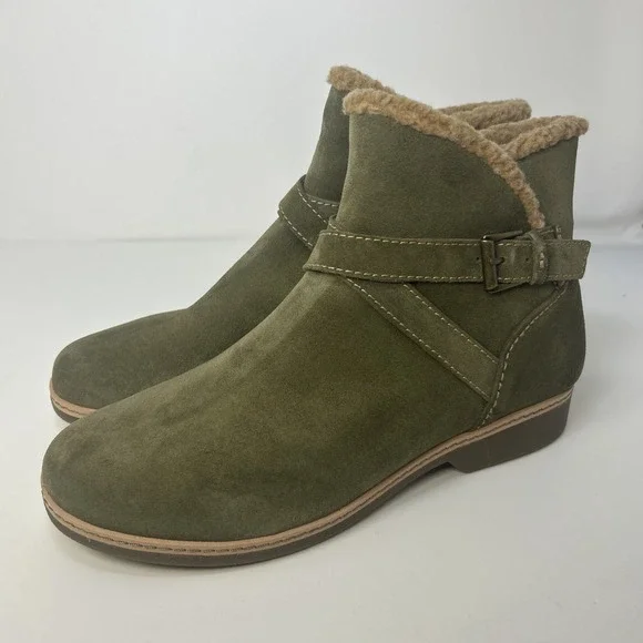 Earth Hutton Women's Size 11 Suede Booties Water-Repellent Faux Fur Lined NEW