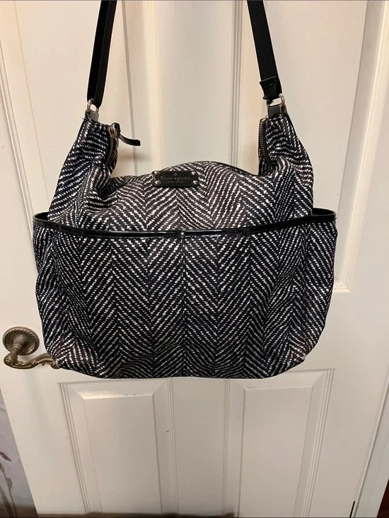 Flawed Kate Spade Stevie Baby/Diaper Bag Blk white herringbone purple interior
