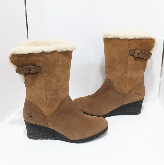 NWOT UGG Waterproof Edelina Wedge Boots