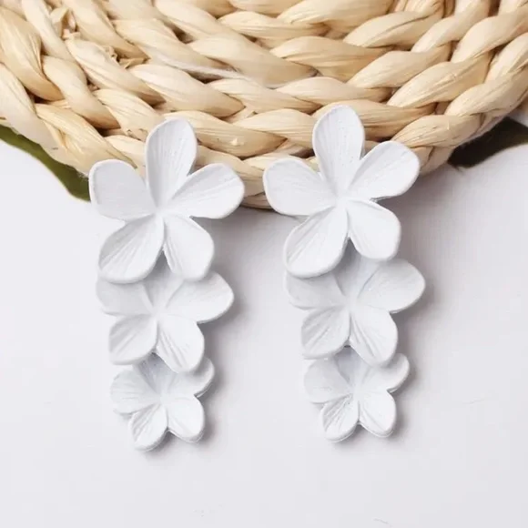 White Floral Earrings