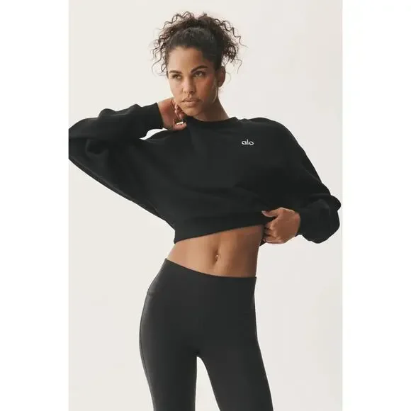 NWT Alo Cropped Accolade Crewneck Sweatshirt Black Loungewear Athleisure Sz XS
