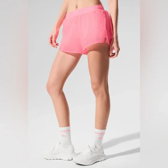 Alo Yoga Game Time Short NWT in Neon Bubblegum size Small and Medium