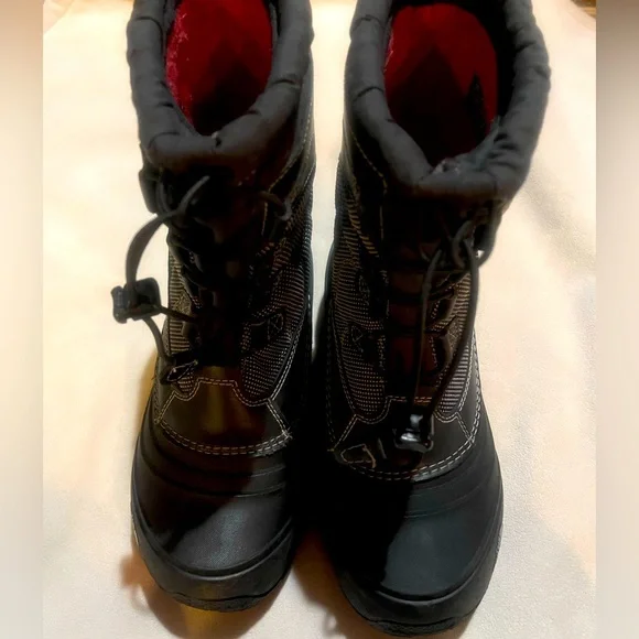 The North‎ Face Winter Boots