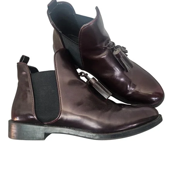 ZARA Bordeaux Patent Chelsea Ankle Boots Tassel‎ Detail EU 39/US 8 Dark Academia