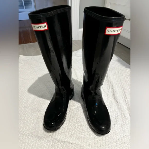 Hunter rain boots women 6