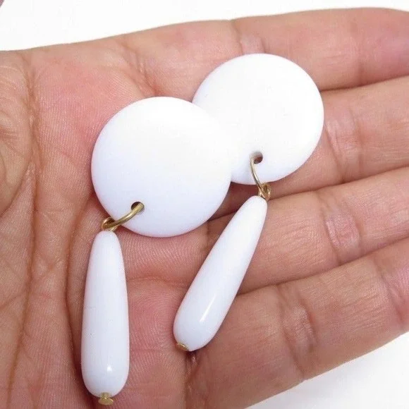 Vintage Long White Lucite Drop‎ Earrings