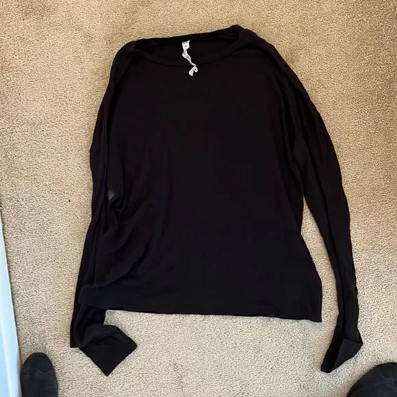 Alo Black Long Sleeve XS