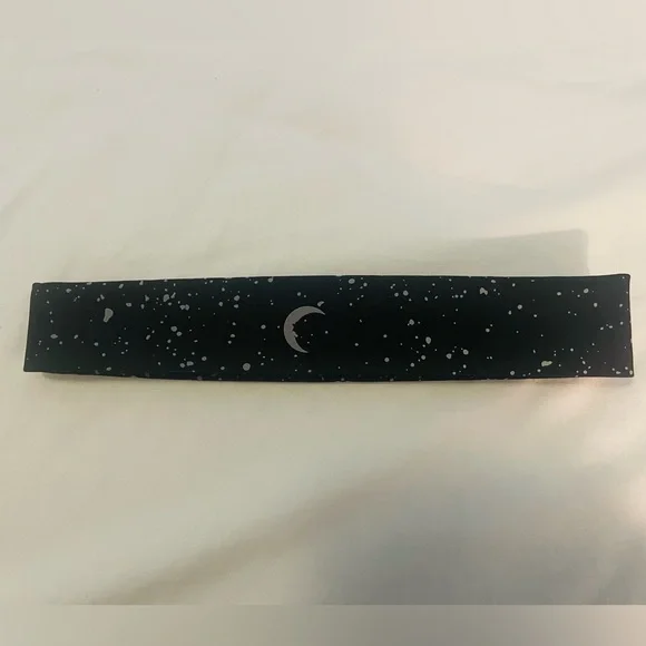Zyia Active Reflective Black Spotted Double Layer Headband