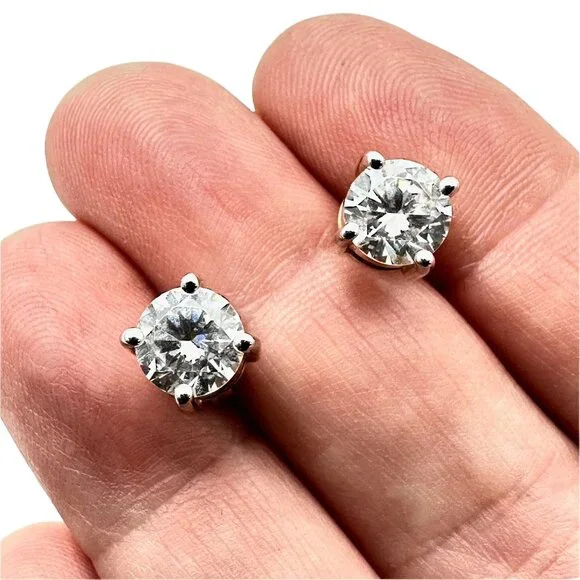 14K Yellow Gold Women's Earrings 7mm Cubic Zirconia Studs Pierced 3.8 Grams