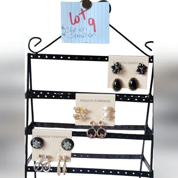 Clip-ons & Screw-on Earrings - LOT 9