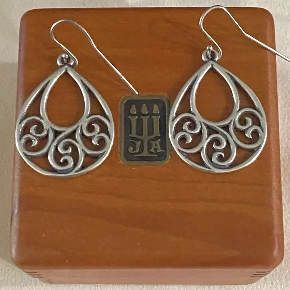 James Avery Retired Gentle Wave Dangle Earrings