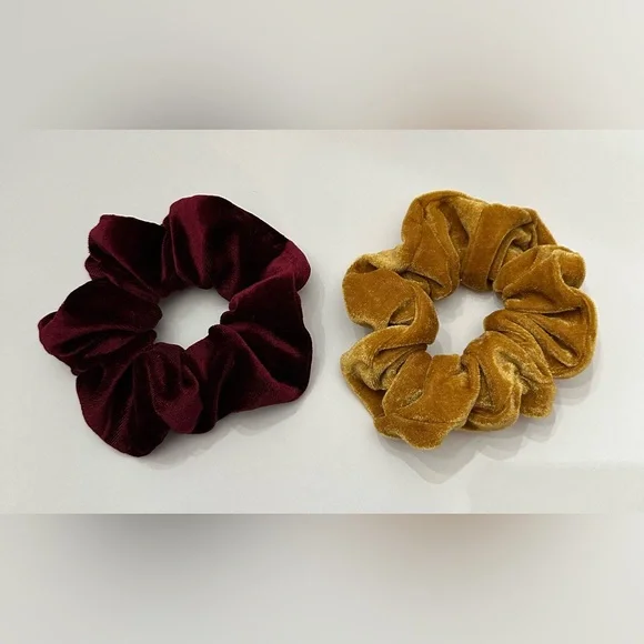 NWOT Velvet Fall Chunky Hair Scrunchie 2-Pack Wine Burgundy Yellow Gold One Size